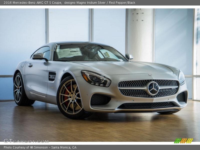 Front 3/4 View of 2016 AMG GT S Coupe