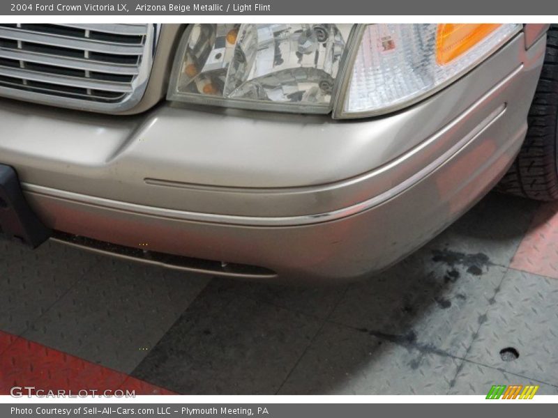 Arizona Beige Metallic / Light Flint 2004 Ford Crown Victoria LX