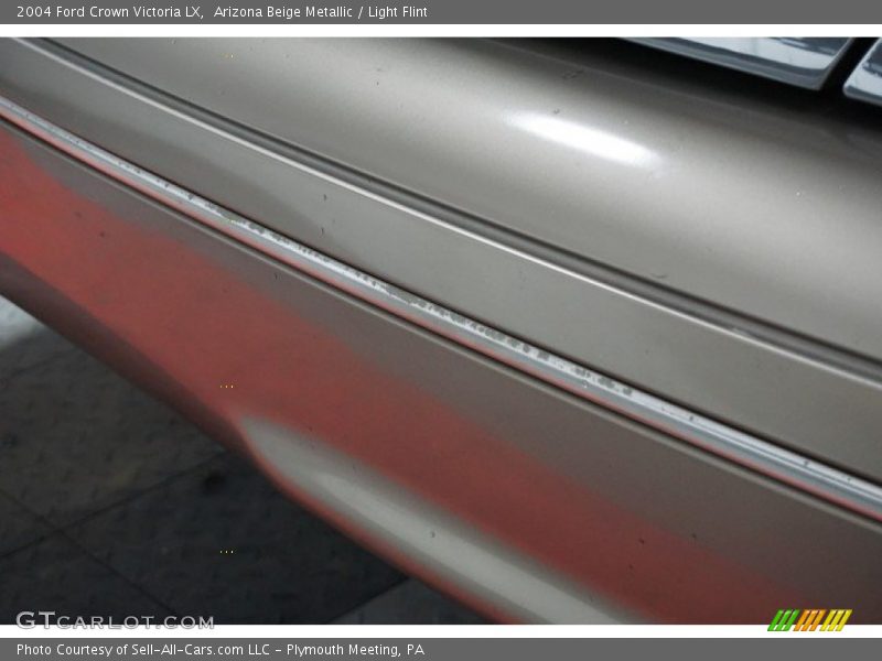 Arizona Beige Metallic / Light Flint 2004 Ford Crown Victoria LX