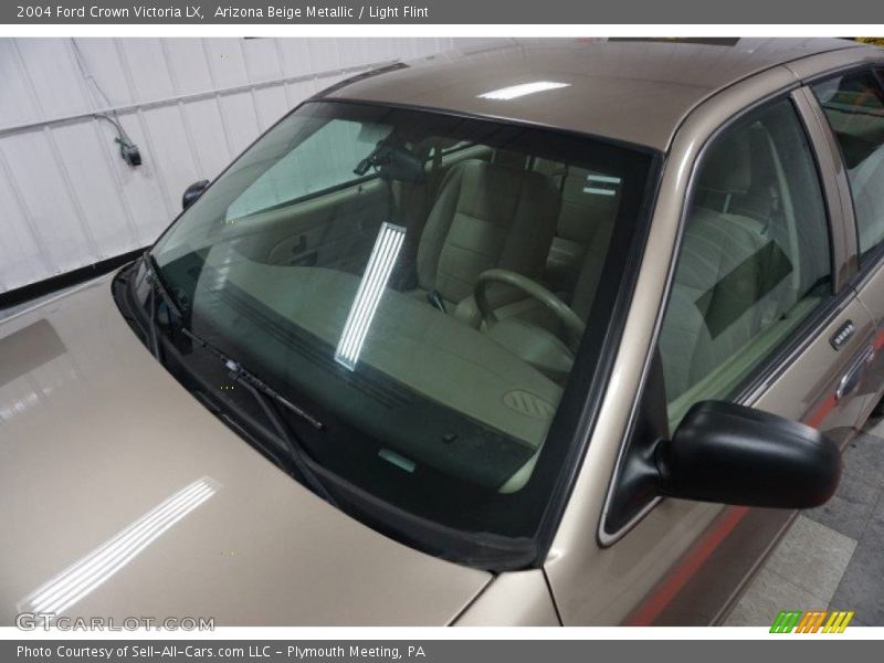 Arizona Beige Metallic / Light Flint 2004 Ford Crown Victoria LX