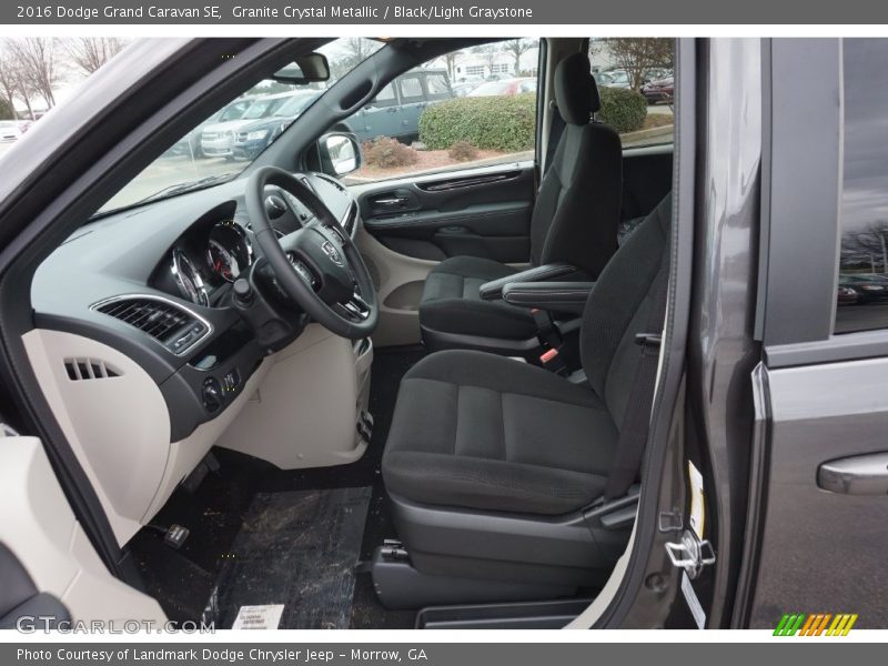Granite Crystal Metallic / Black/Light Graystone 2016 Dodge Grand Caravan SE