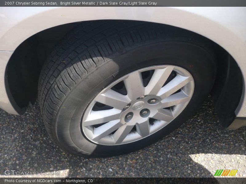 Bright Silver Metallic / Dark Slate Gray/Light Slate Gray 2007 Chrysler Sebring Sedan