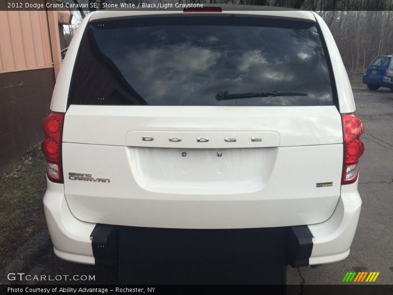 Stone White / Black/Light Graystone 2012 Dodge Grand Caravan SE