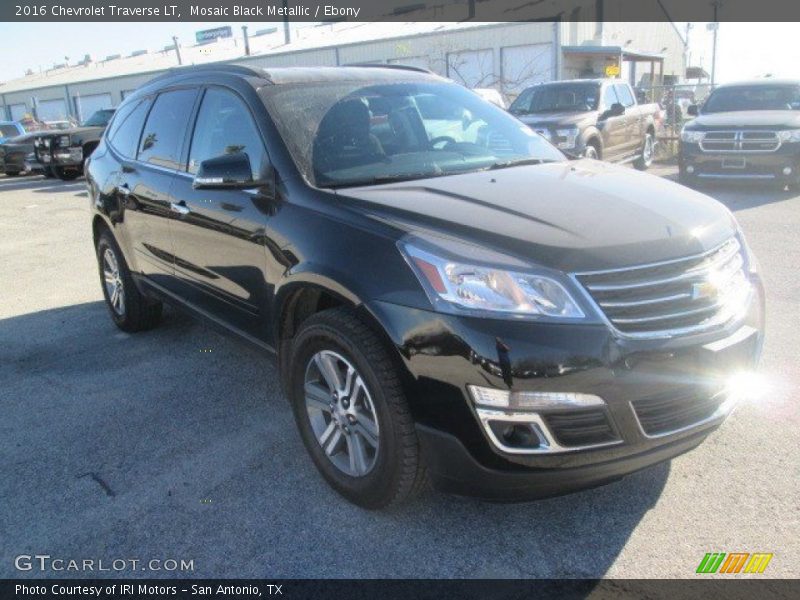 Mosaic Black Metallic / Ebony 2016 Chevrolet Traverse LT