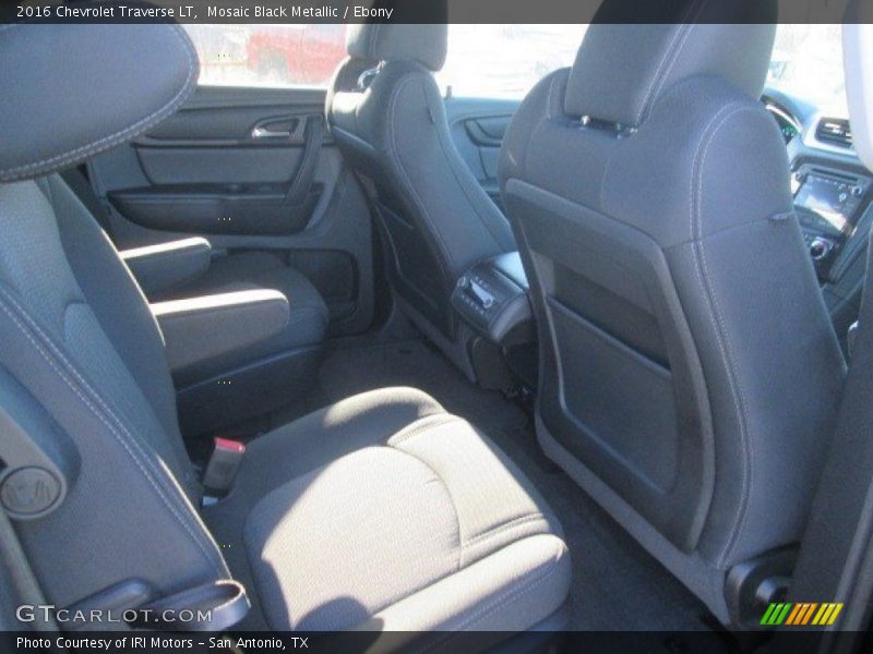 Mosaic Black Metallic / Ebony 2016 Chevrolet Traverse LT