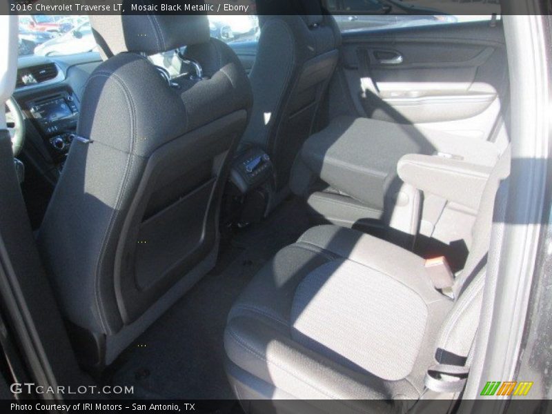 Mosaic Black Metallic / Ebony 2016 Chevrolet Traverse LT