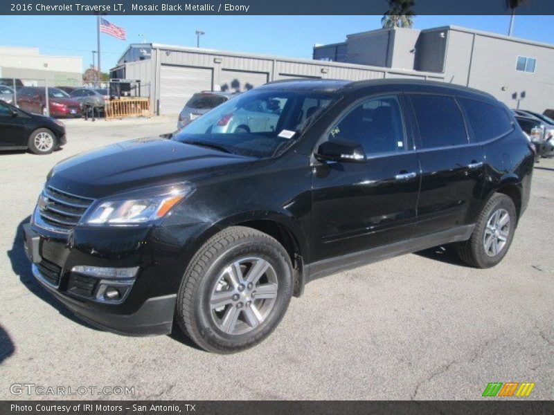 Mosaic Black Metallic / Ebony 2016 Chevrolet Traverse LT