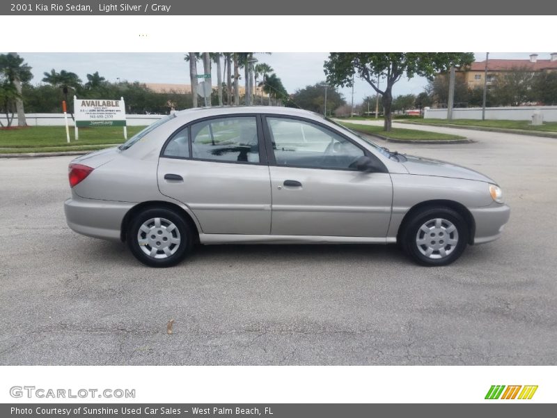 Light Silver / Gray 2001 Kia Rio Sedan