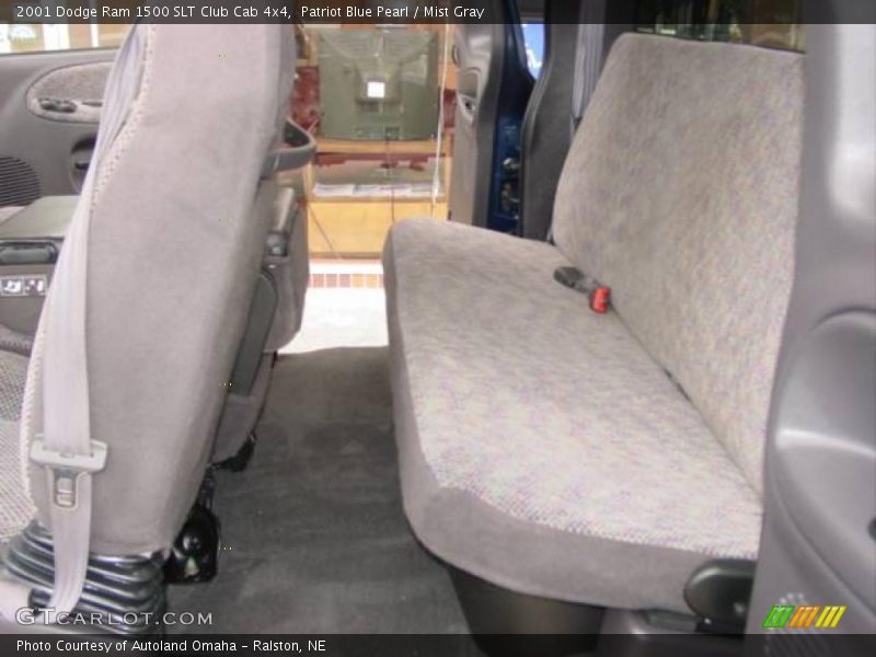 Patriot Blue Pearl / Mist Gray 2001 Dodge Ram 1500 SLT Club Cab 4x4