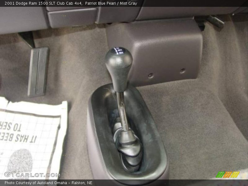 Patriot Blue Pearl / Mist Gray 2001 Dodge Ram 1500 SLT Club Cab 4x4