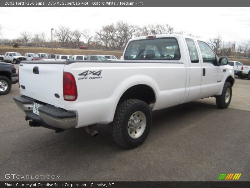 Oxford White / Medium Flint 2002 Ford F250 Super Duty XL SuperCab 4x4