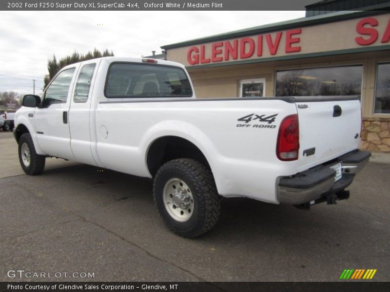 Oxford White / Medium Flint 2002 Ford F250 Super Duty XL SuperCab 4x4
