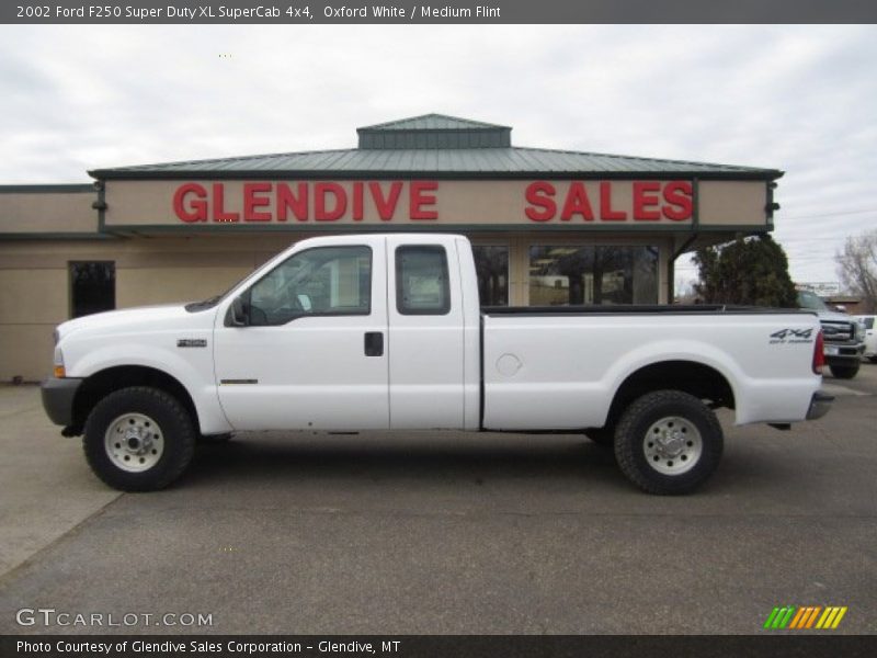 Oxford White / Medium Flint 2002 Ford F250 Super Duty XL SuperCab 4x4