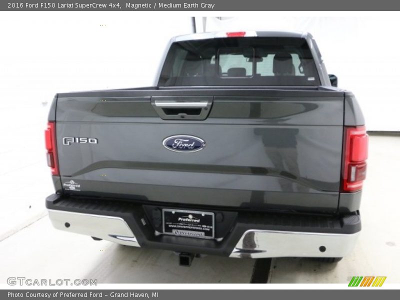 Magnetic / Medium Earth Gray 2016 Ford F150 Lariat SuperCrew 4x4