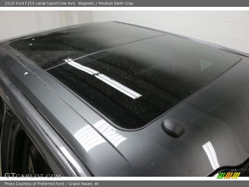 Magnetic / Medium Earth Gray 2016 Ford F150 Lariat SuperCrew 4x4