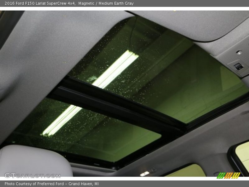 Magnetic / Medium Earth Gray 2016 Ford F150 Lariat SuperCrew 4x4