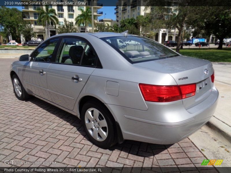 Radiant Silver / Gray 2010 Hyundai Sonata GLS