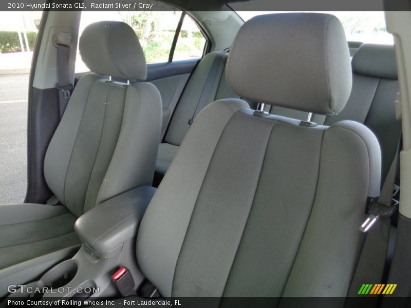 Radiant Silver / Gray 2010 Hyundai Sonata GLS