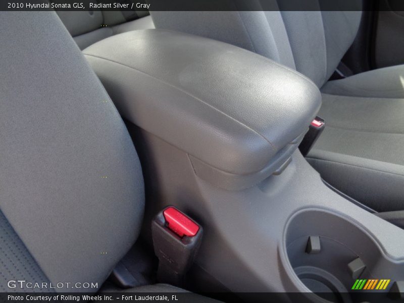 Radiant Silver / Gray 2010 Hyundai Sonata GLS