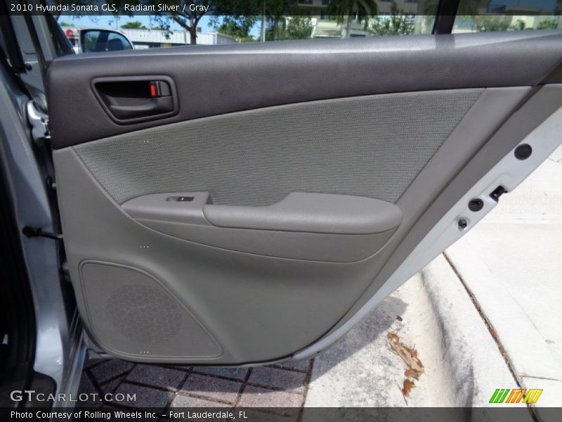 Radiant Silver / Gray 2010 Hyundai Sonata GLS