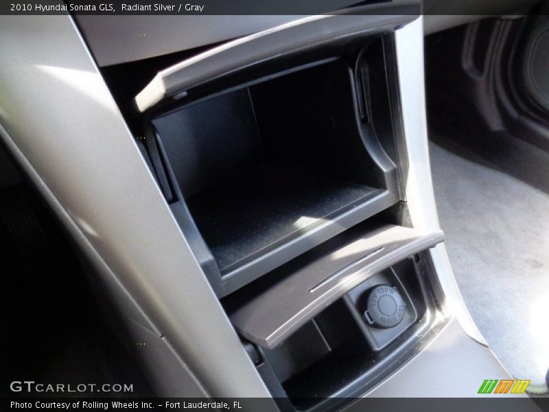 Radiant Silver / Gray 2010 Hyundai Sonata GLS