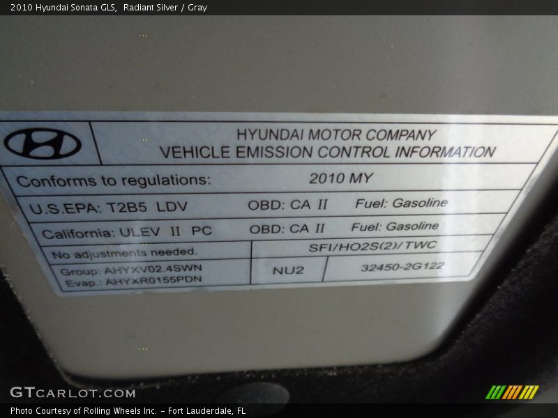 Radiant Silver / Gray 2010 Hyundai Sonata GLS