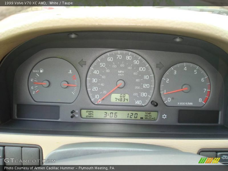 White / Taupe 1999 Volvo V70 XC AWD
