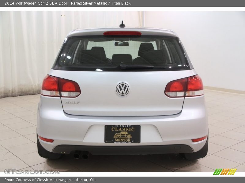 Reflex Silver Metallic / Titan Black 2014 Volkswagen Golf 2.5L 4 Door