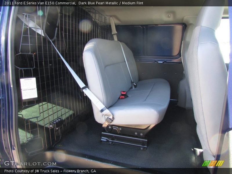 Dark Blue Pearl Metallic / Medium Flint 2011 Ford E Series Van E150 Commercial