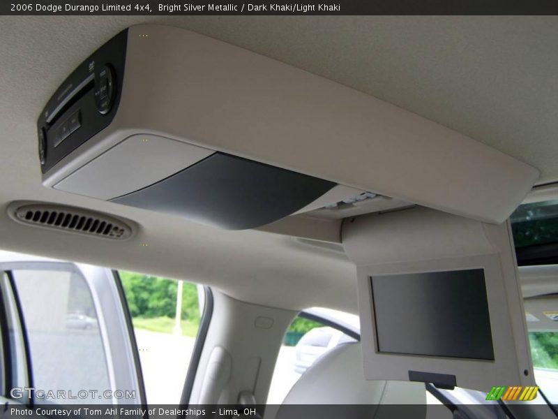 Bright Silver Metallic / Dark Khaki/Light Khaki 2006 Dodge Durango Limited 4x4