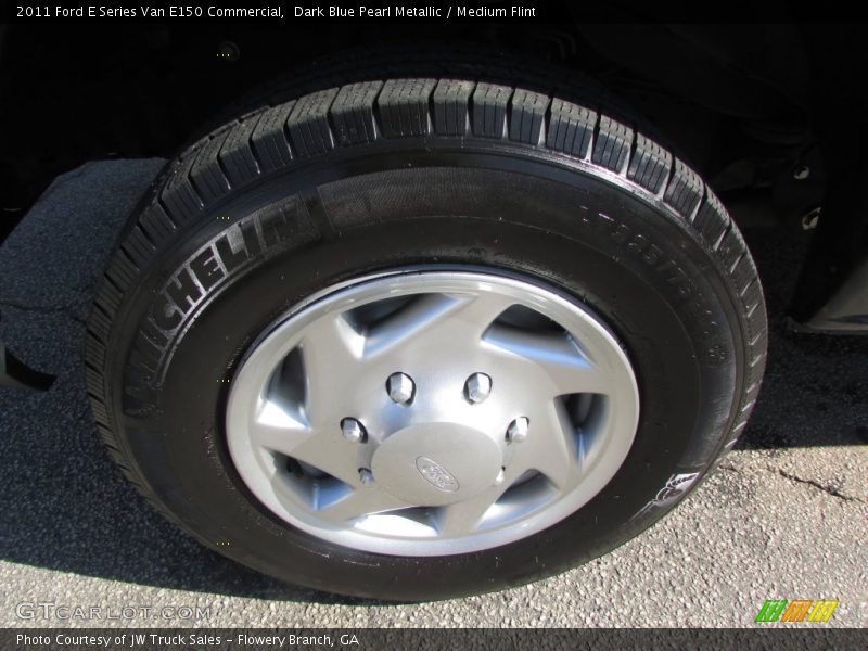 Dark Blue Pearl Metallic / Medium Flint 2011 Ford E Series Van E150 Commercial