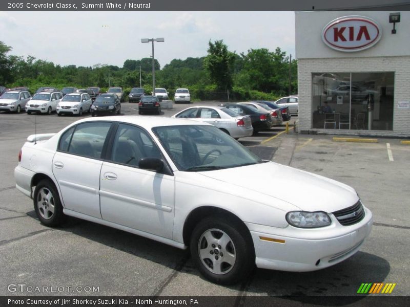 Summit White / Neutral 2005 Chevrolet Classic