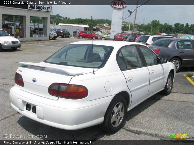 Summit White / Neutral 2005 Chevrolet Classic