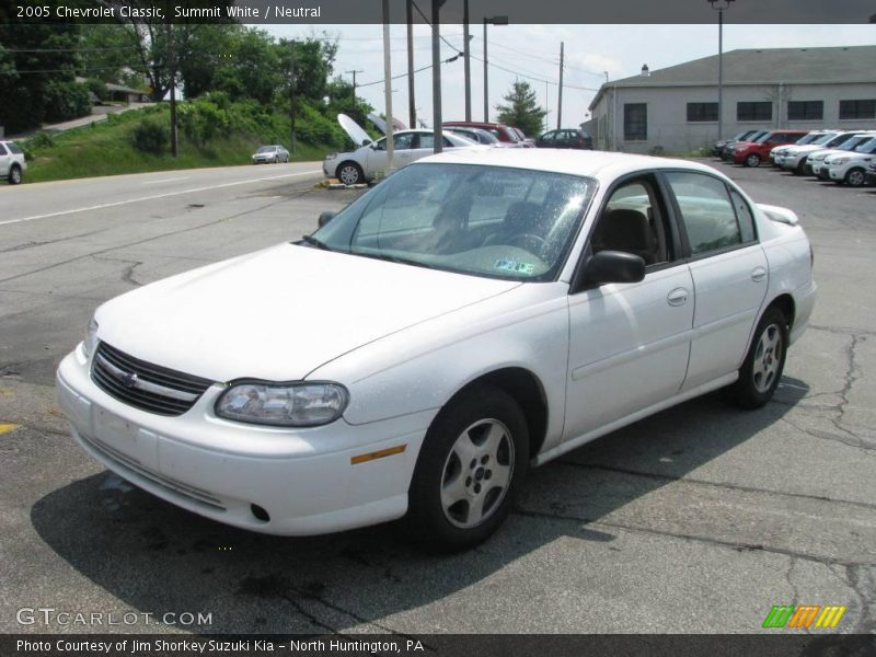 Summit White / Neutral 2005 Chevrolet Classic