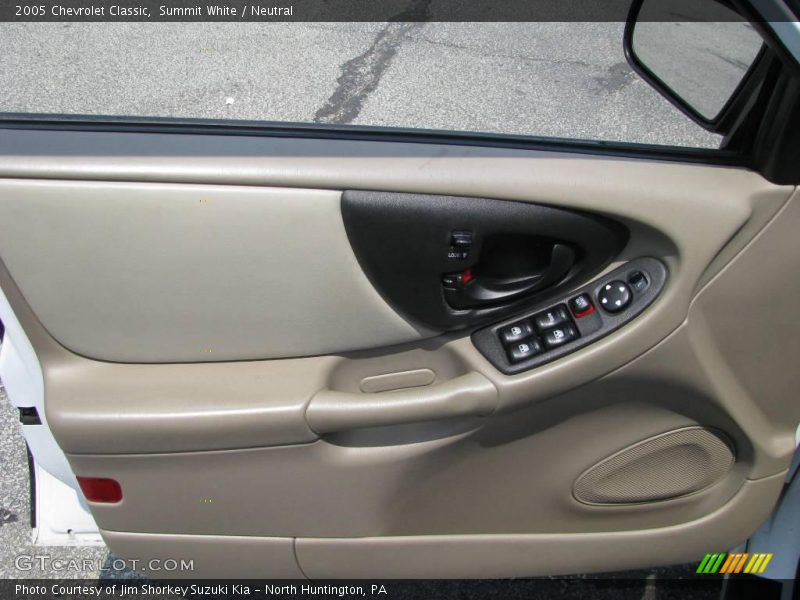 Summit White / Neutral 2005 Chevrolet Classic