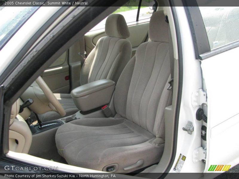 Summit White / Neutral 2005 Chevrolet Classic