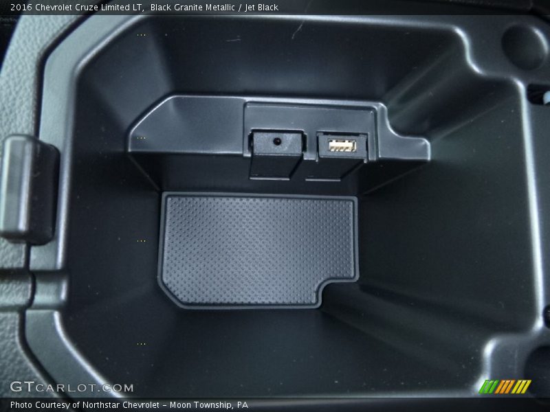 Black Granite Metallic / Jet Black 2016 Chevrolet Cruze Limited LT