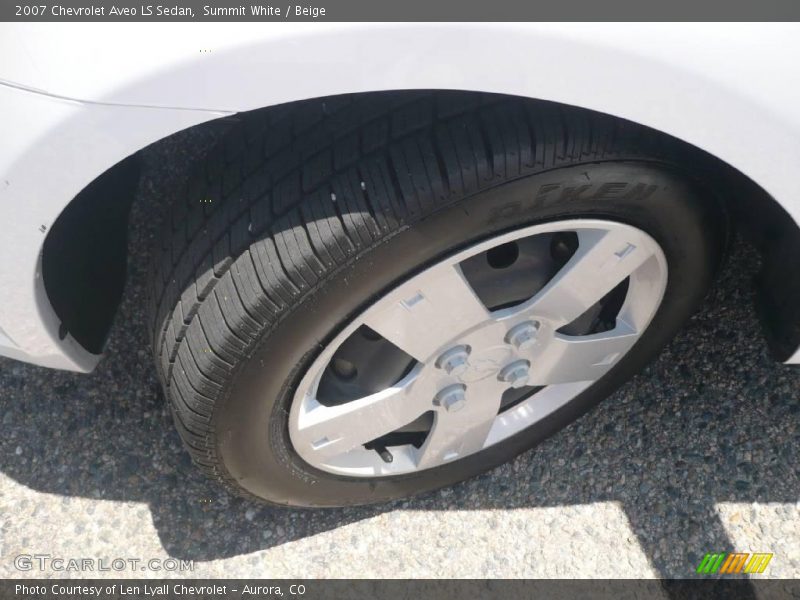 Summit White / Beige 2007 Chevrolet Aveo LS Sedan