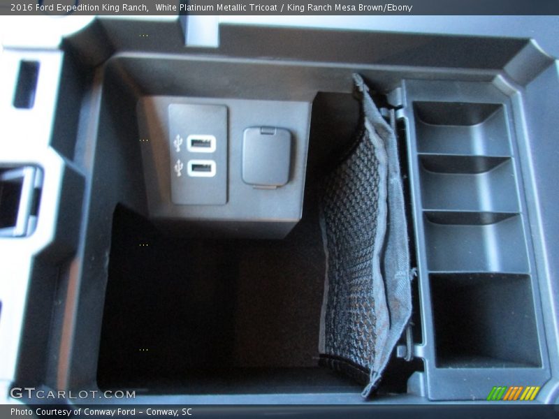 White Platinum Metallic Tricoat / King Ranch Mesa Brown/Ebony 2016 Ford Expedition King Ranch
