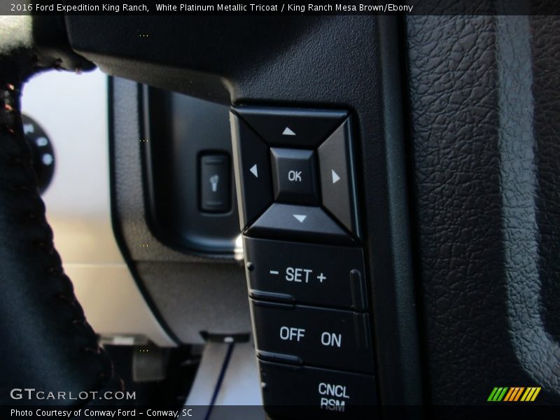 White Platinum Metallic Tricoat / King Ranch Mesa Brown/Ebony 2016 Ford Expedition King Ranch