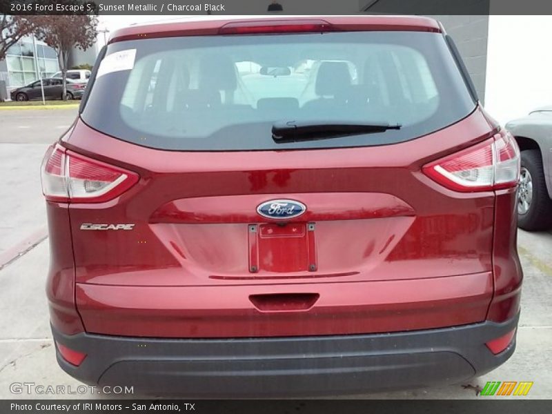 Sunset Metallic / Charcoal Black 2016 Ford Escape S