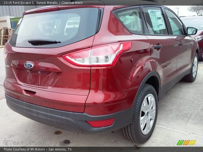 Sunset Metallic / Charcoal Black 2016 Ford Escape S