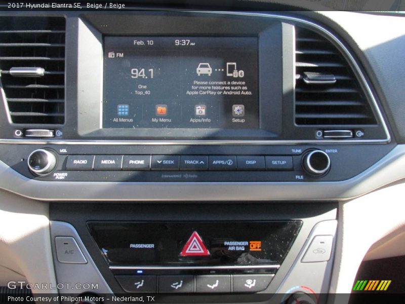 Beige / Beige 2017 Hyundai Elantra SE