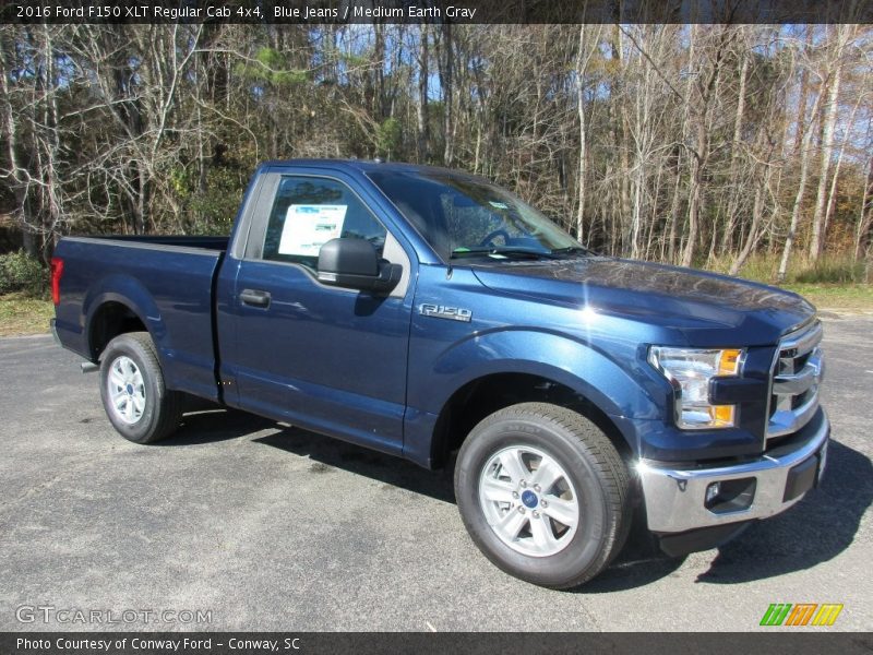 Front 3/4 View of 2016 F150 XLT Regular Cab 4x4