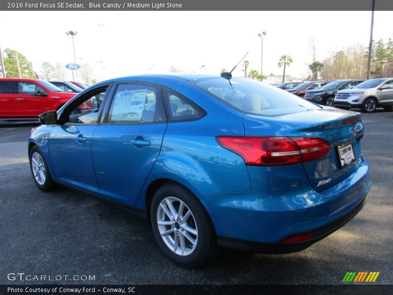 Blue Candy / Medium Light Stone 2016 Ford Focus SE Sedan