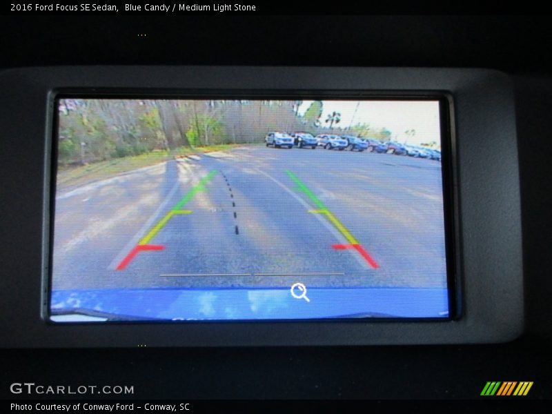 Blue Candy / Medium Light Stone 2016 Ford Focus SE Sedan