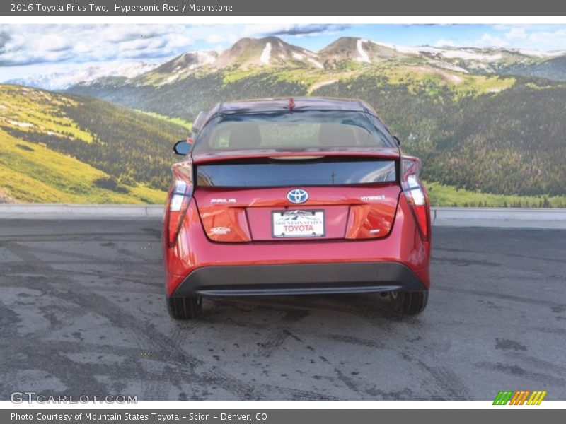 Hypersonic Red / Moonstone 2016 Toyota Prius Two