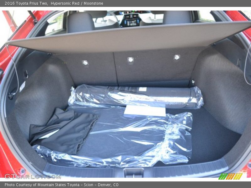 Hypersonic Red / Moonstone 2016 Toyota Prius Two