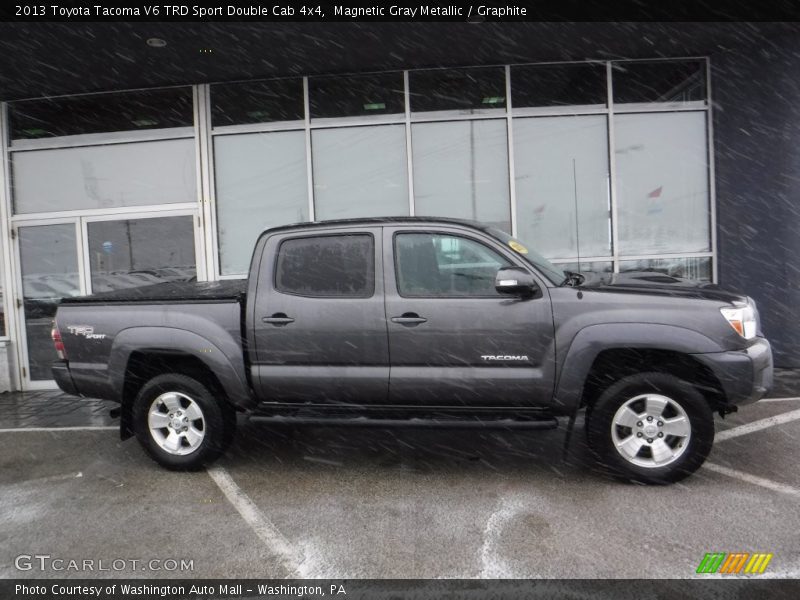 Magnetic Gray Metallic / Graphite 2013 Toyota Tacoma V6 TRD Sport Double Cab 4x4