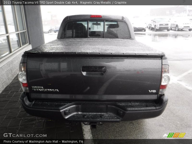 Magnetic Gray Metallic / Graphite 2013 Toyota Tacoma V6 TRD Sport Double Cab 4x4